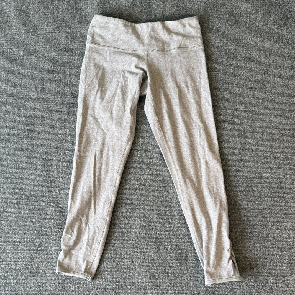 Lululemon Heathered Grey Ruched Back Crop Leggings‎ Size 6 Yoga Training 2155
